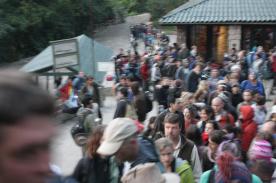 Multidão na entrada - Machu Picchu